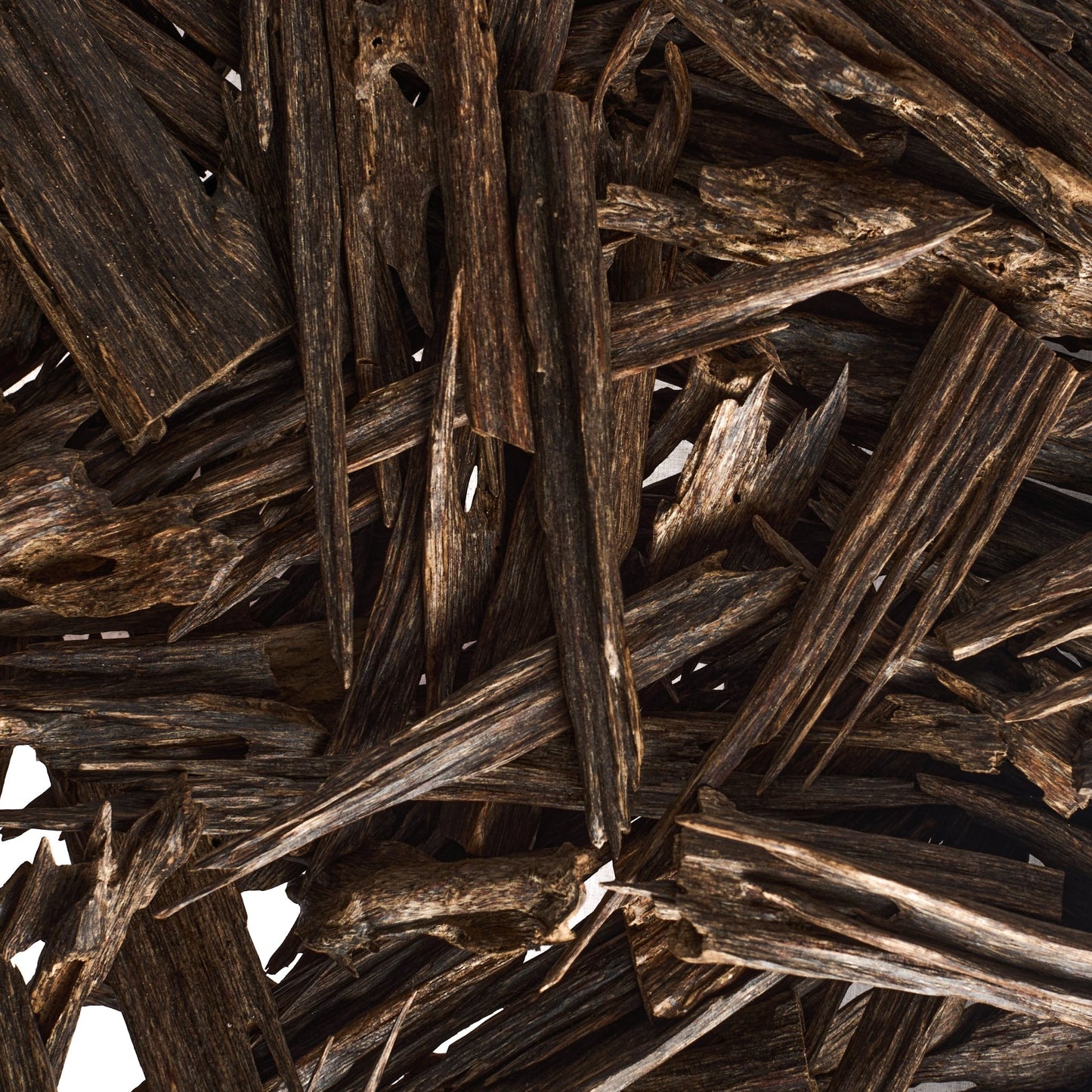 OUDH AZRAQ AMIREE (SPECIAL OCCASION) - Naqwah Perfumes